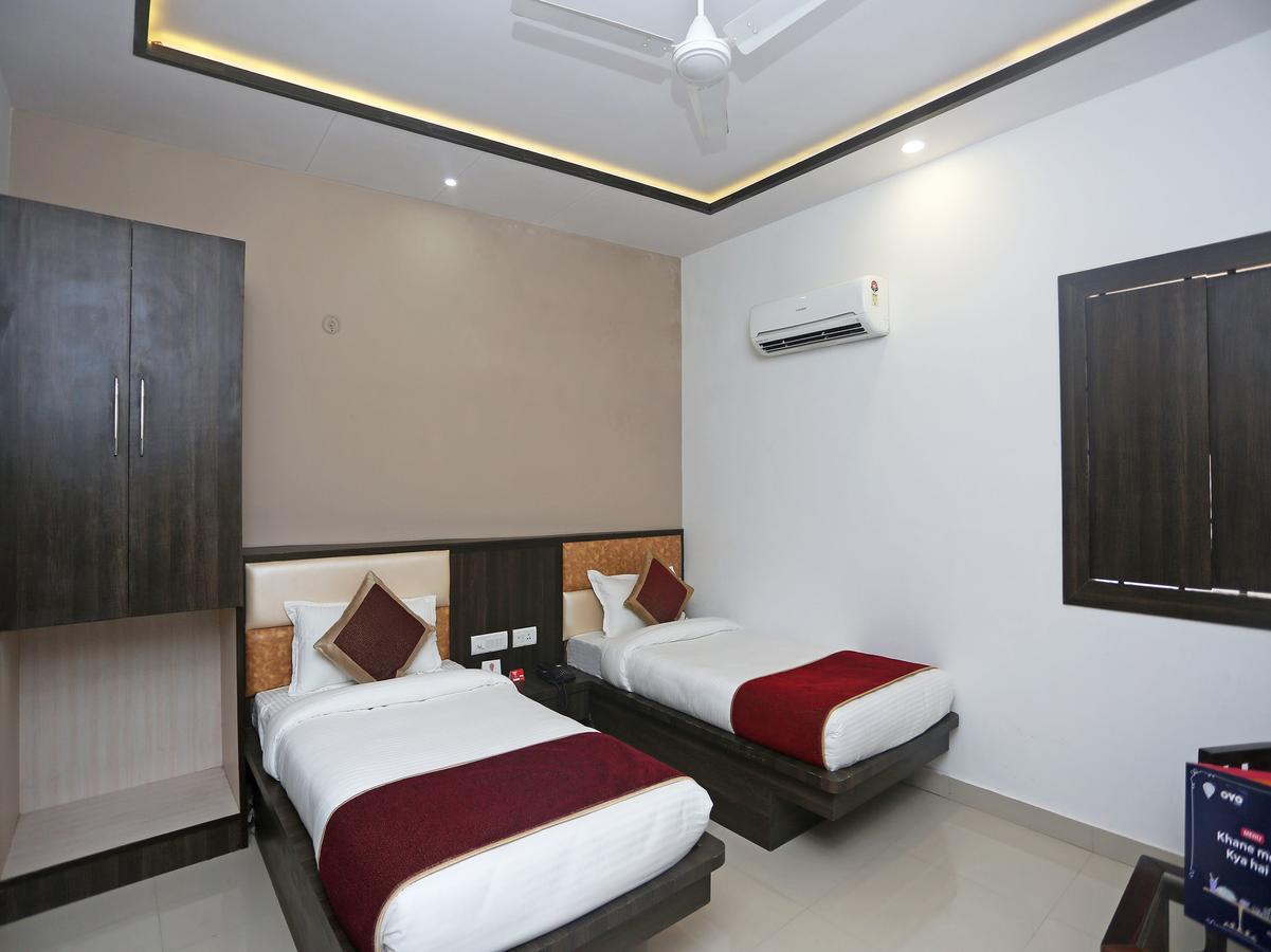Oyo 9368 Hotel Pratap Agra  Ngoại thất bức ảnh